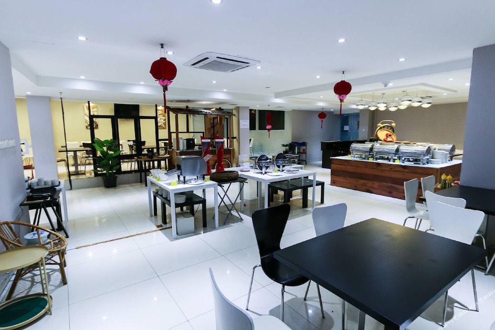 Hotel 99 Pudu 55/66