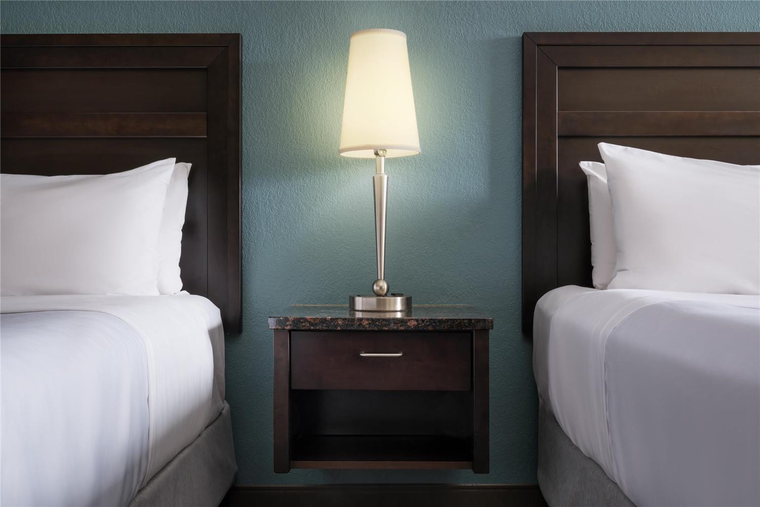 Best Western Plus Kamloops Hotel 6/21