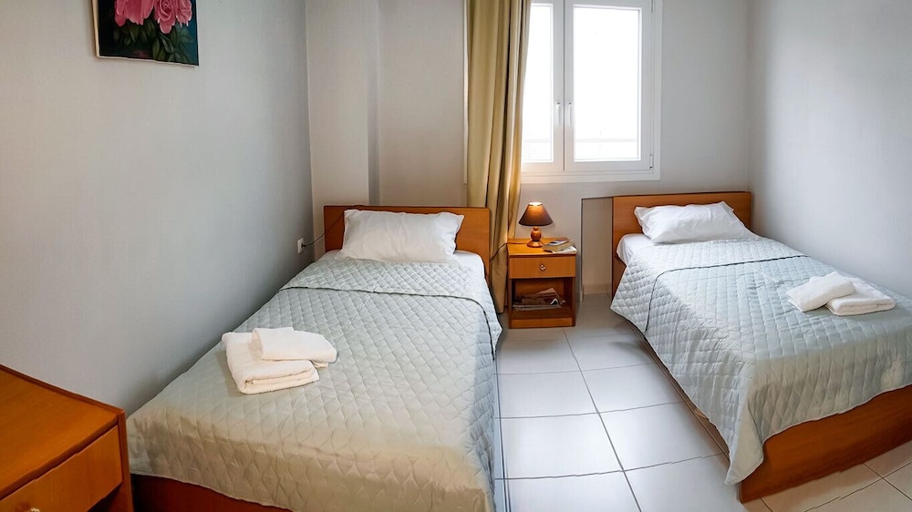 Heraklion Old Port Apartments 9/48