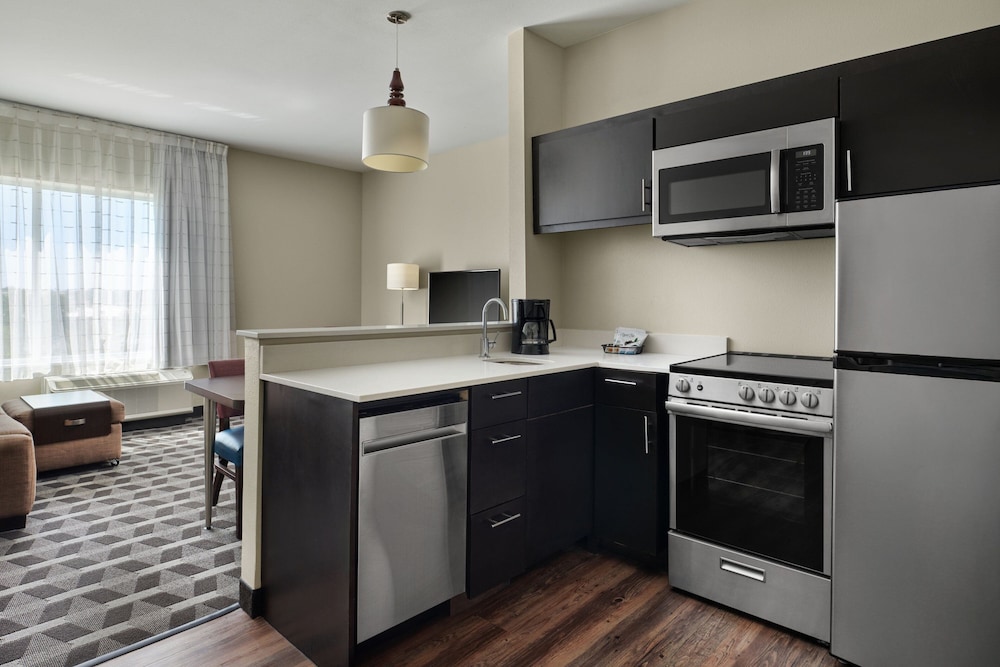 TownePlace Suites by Marriott Lafayette South 16/30