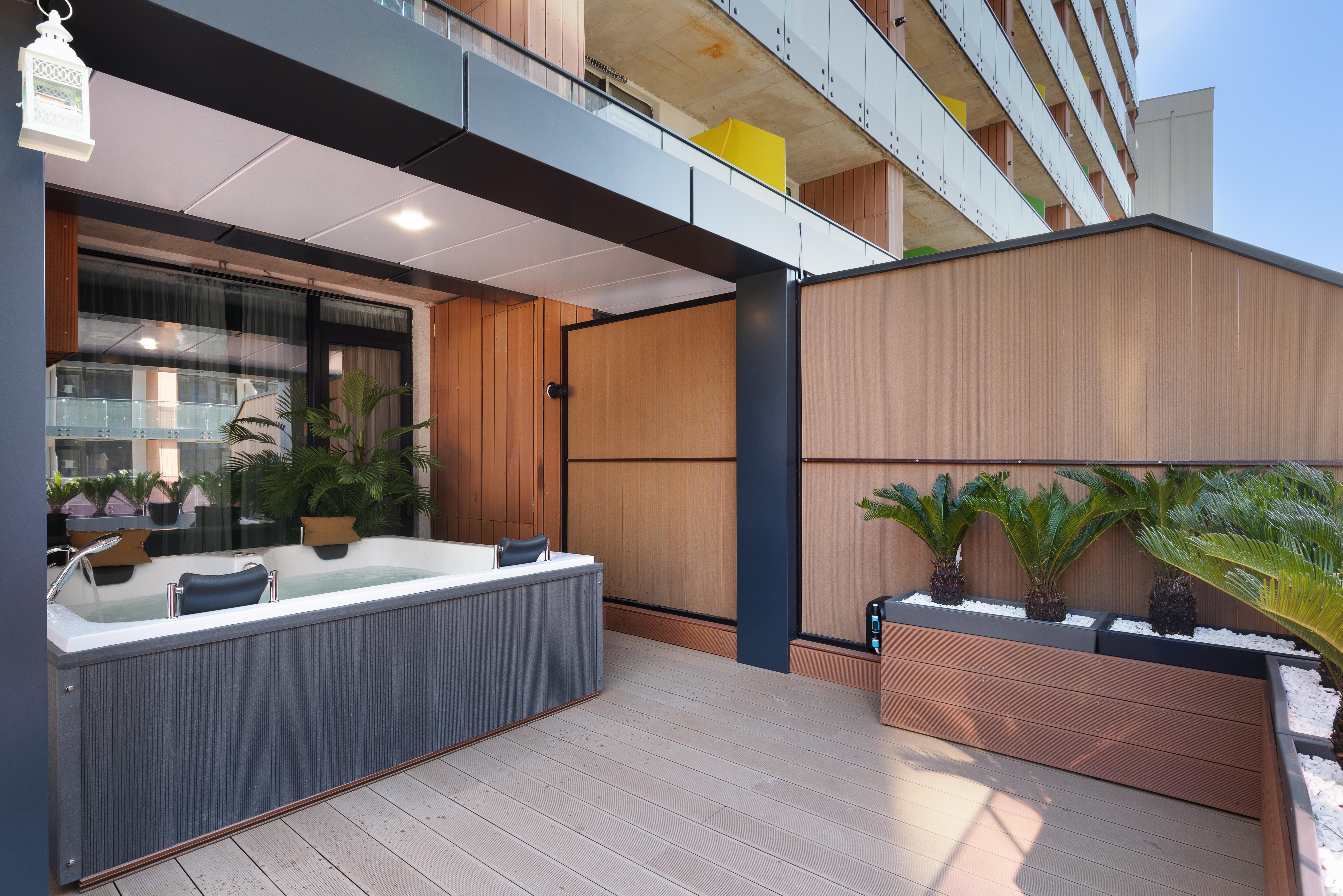 Rainbow Residence 6/43