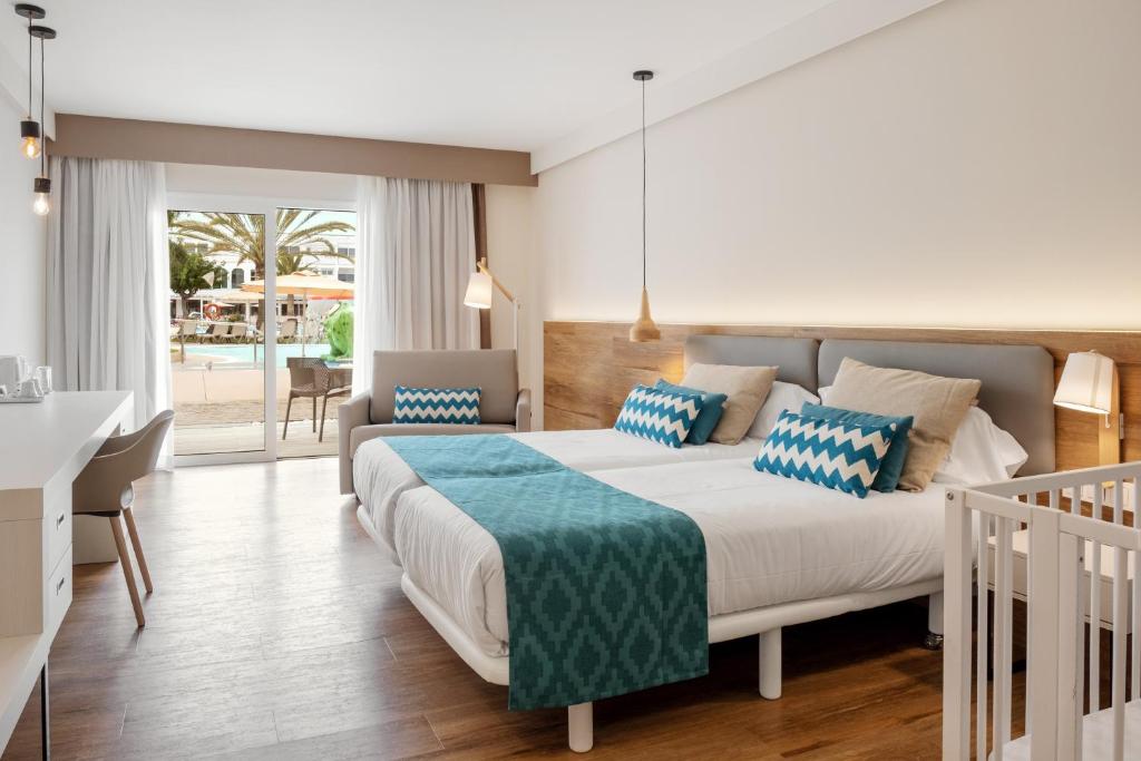 Junior Suite Superior ( JSS )