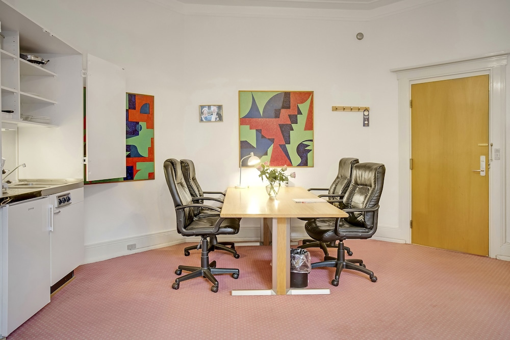 Palads Hotel 43/48