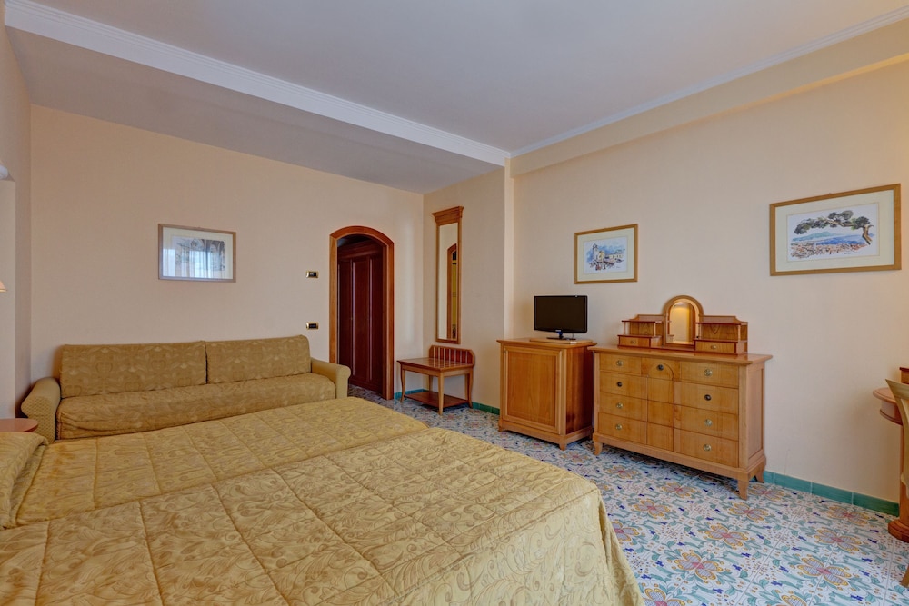 Grand Hotel President 11/69