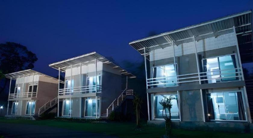 Ma - Kham Forest Resort 8/62