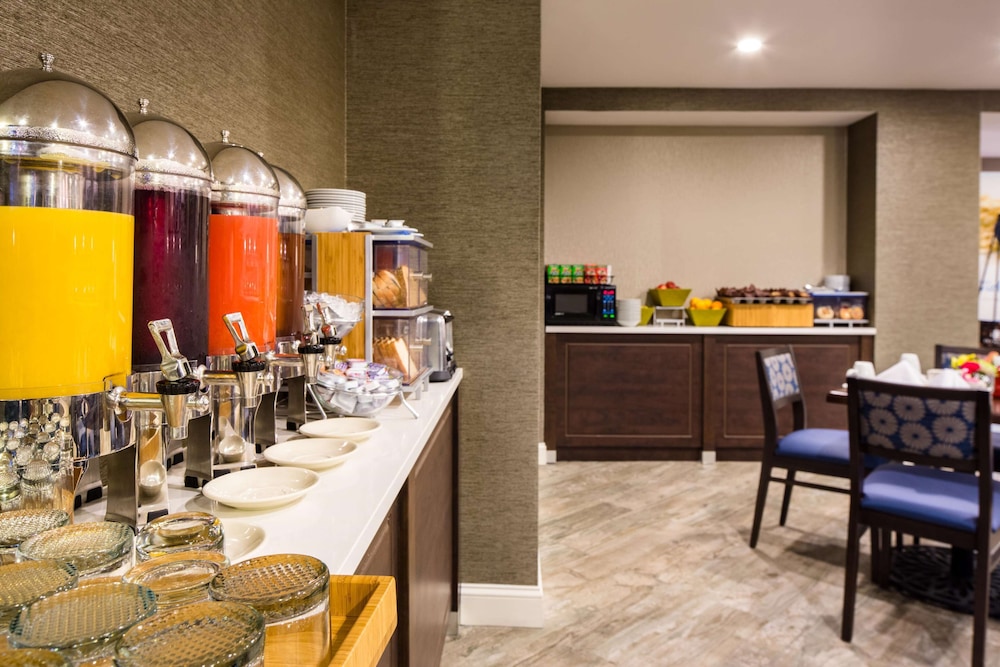 Doubletree By Hilton Hotel Laurel 50/71