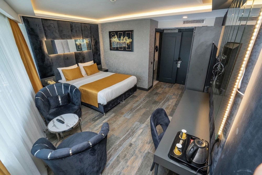 Eva Otel 19/50