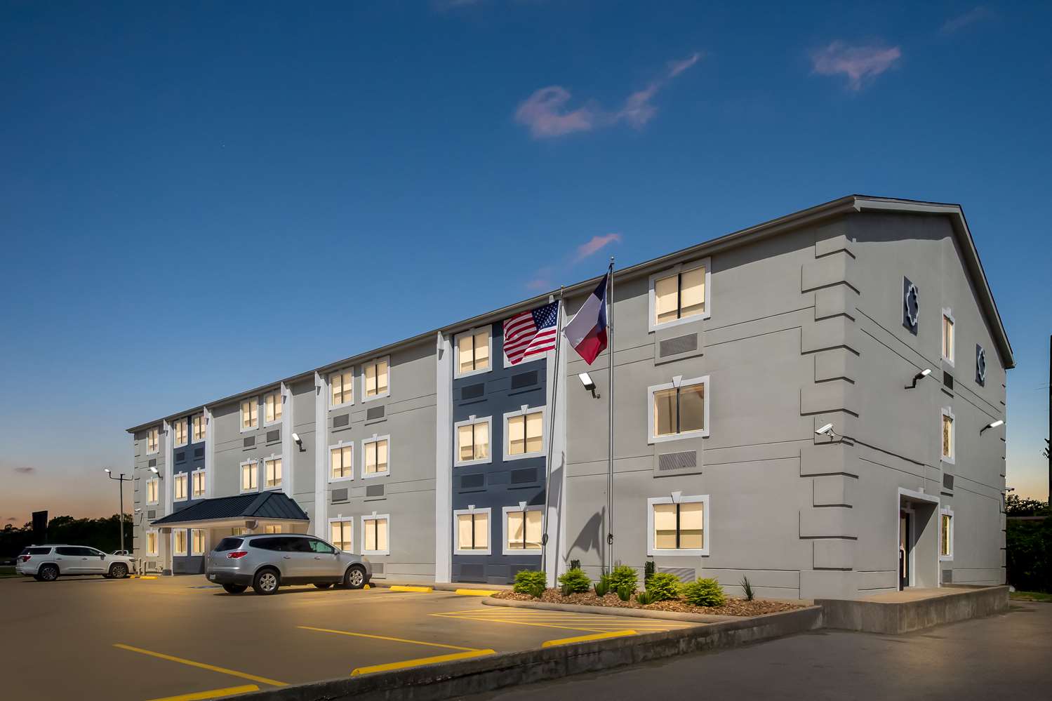 Surestay By Best Western Groves 27/28