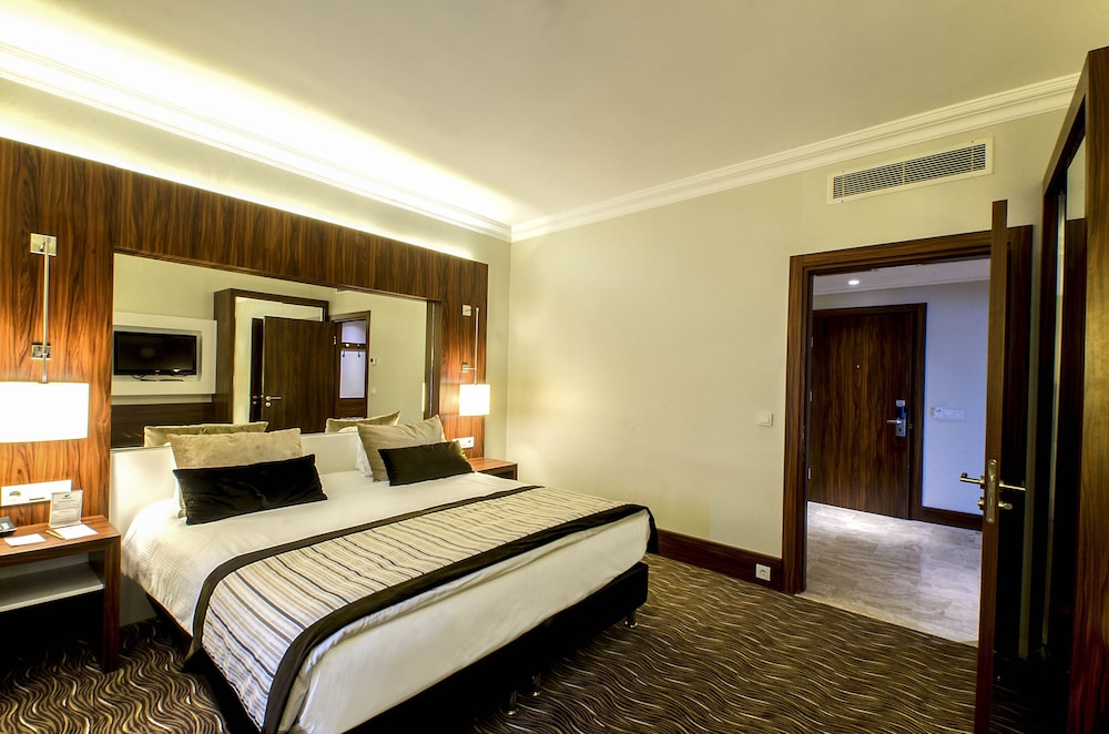 Ikbal Thermal Hotel And Spa 29/74