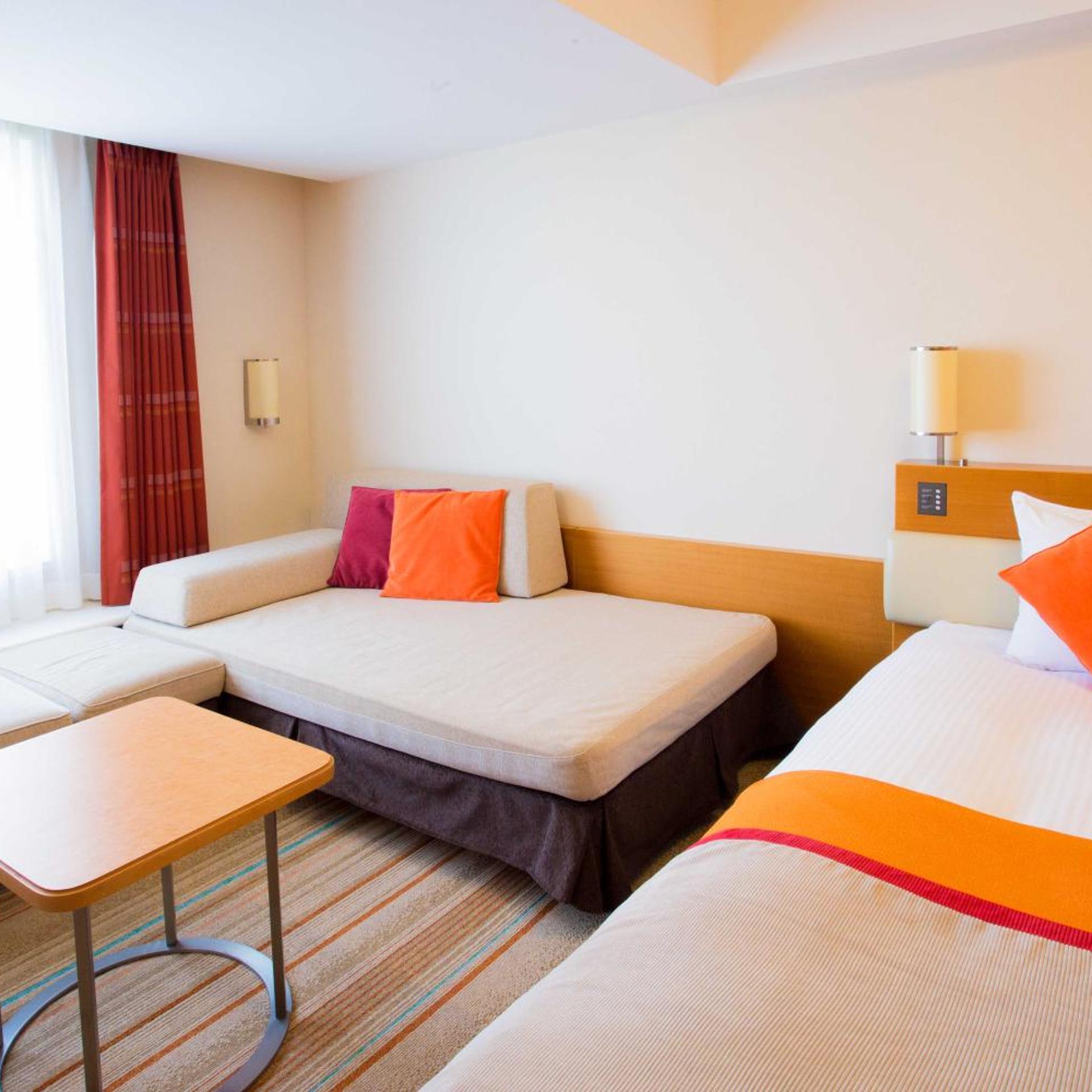 Symphony, 2 Beds