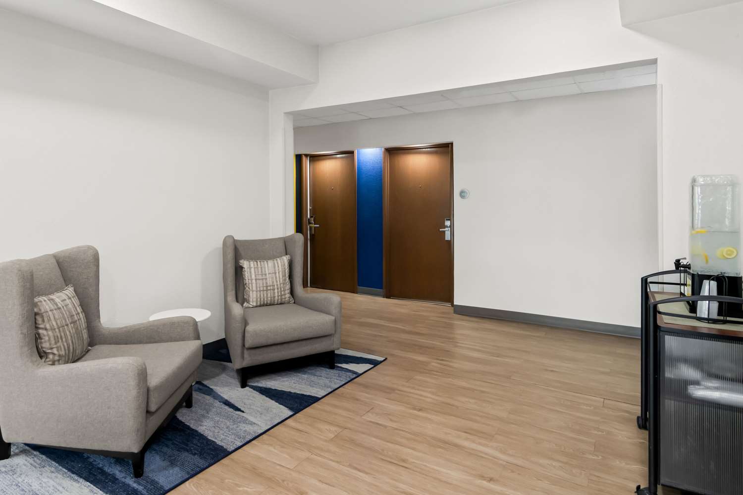 Comfort Inn Schereville, IN 24/42