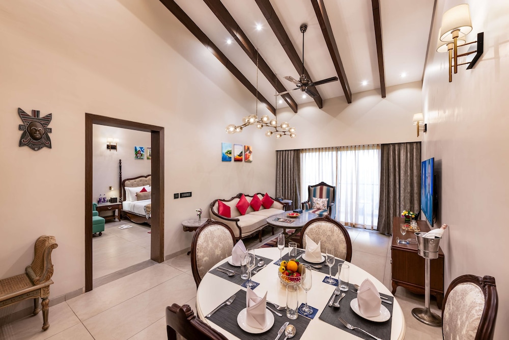 Golden Tulip Candolim Goa 54/77