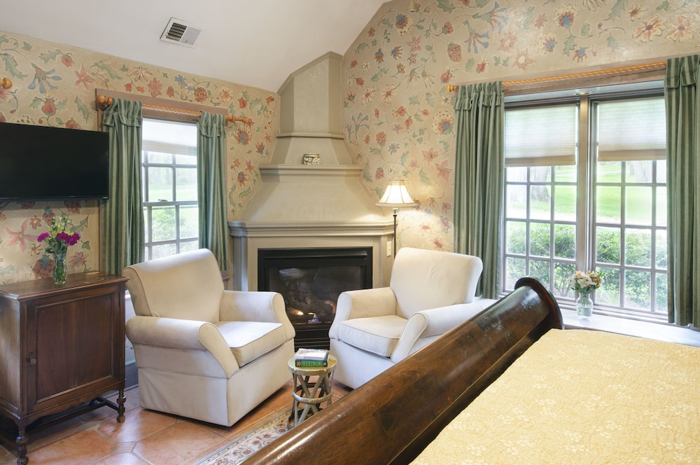 Hillbrook Inn 26/50