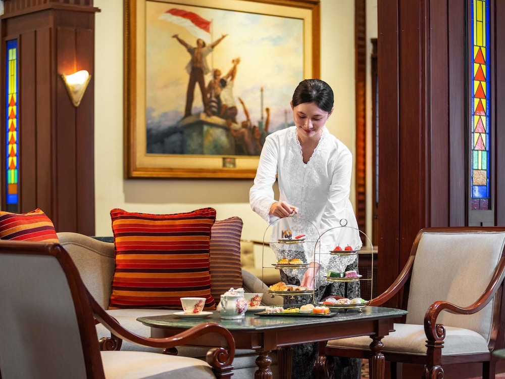Majapahit Hotel Surabaya - MGallery Collection 10/47