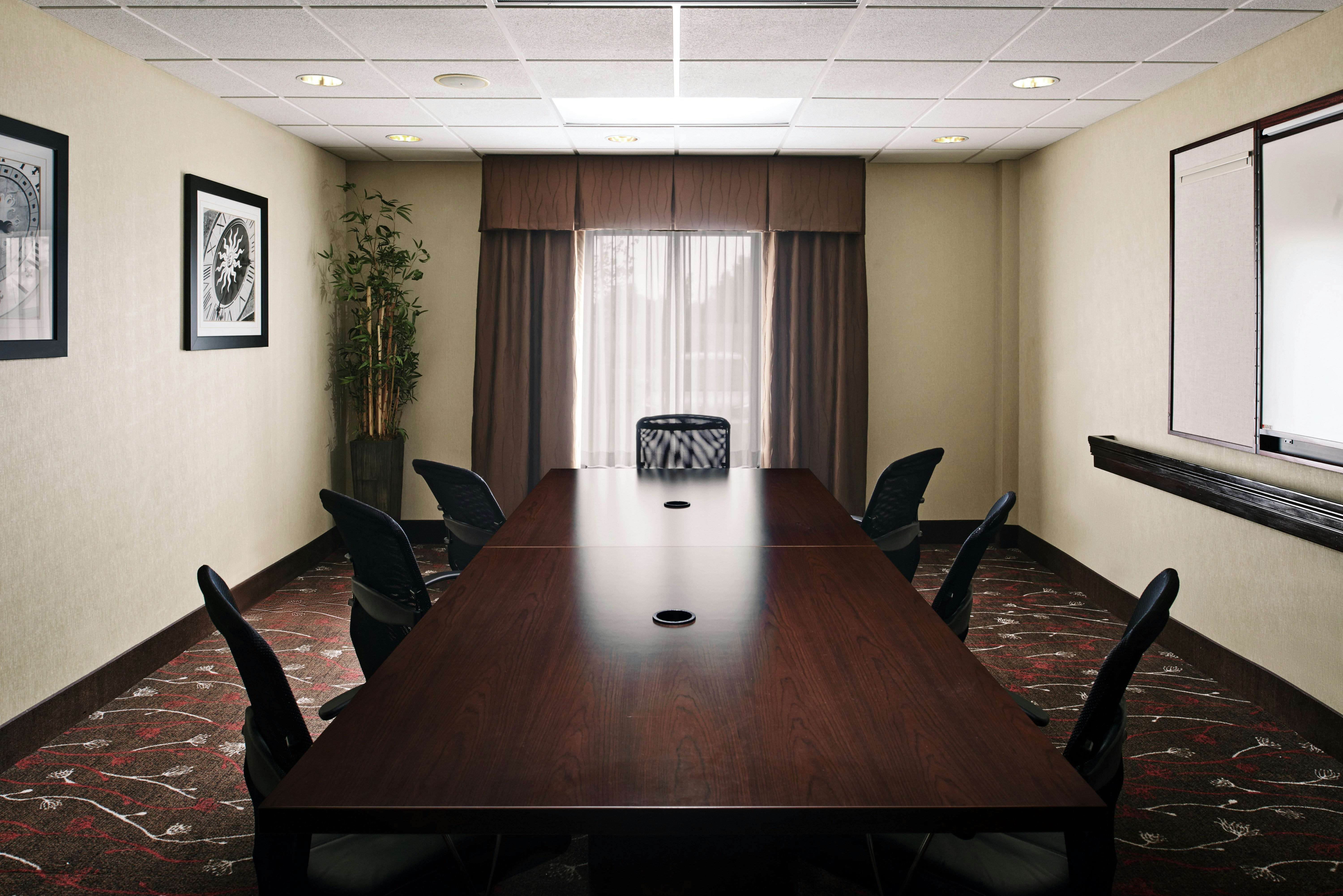 Hampton Inn & Suites Millington 56/59