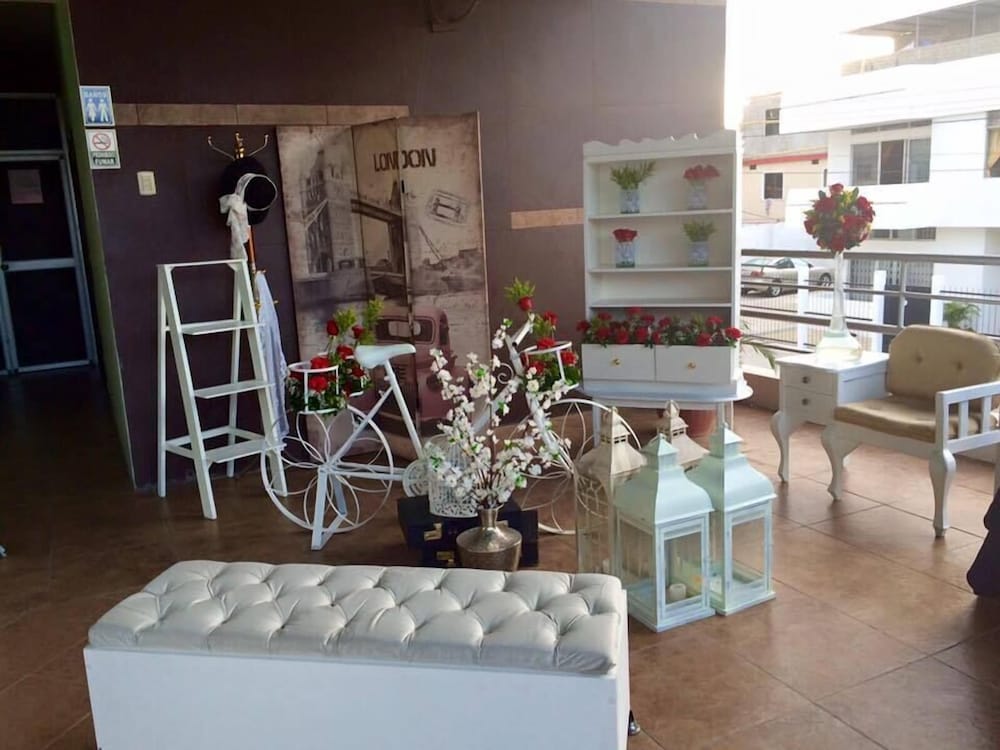 Hotel Mar Azul 35/72