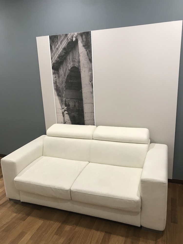 Dimora Frattina 6/71