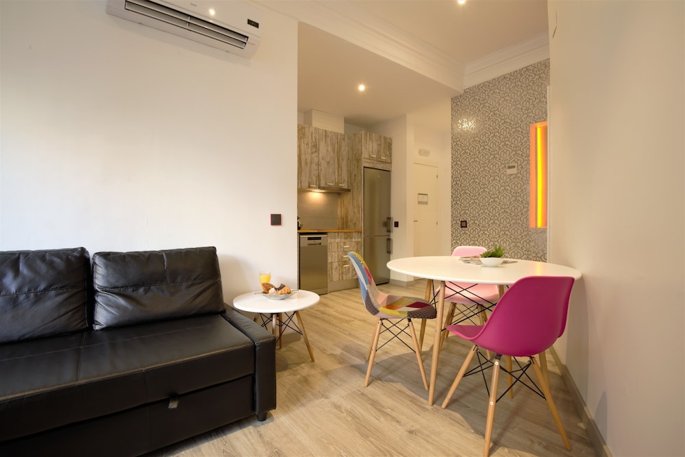 Dreamkeys Apartments and Suites 52/76