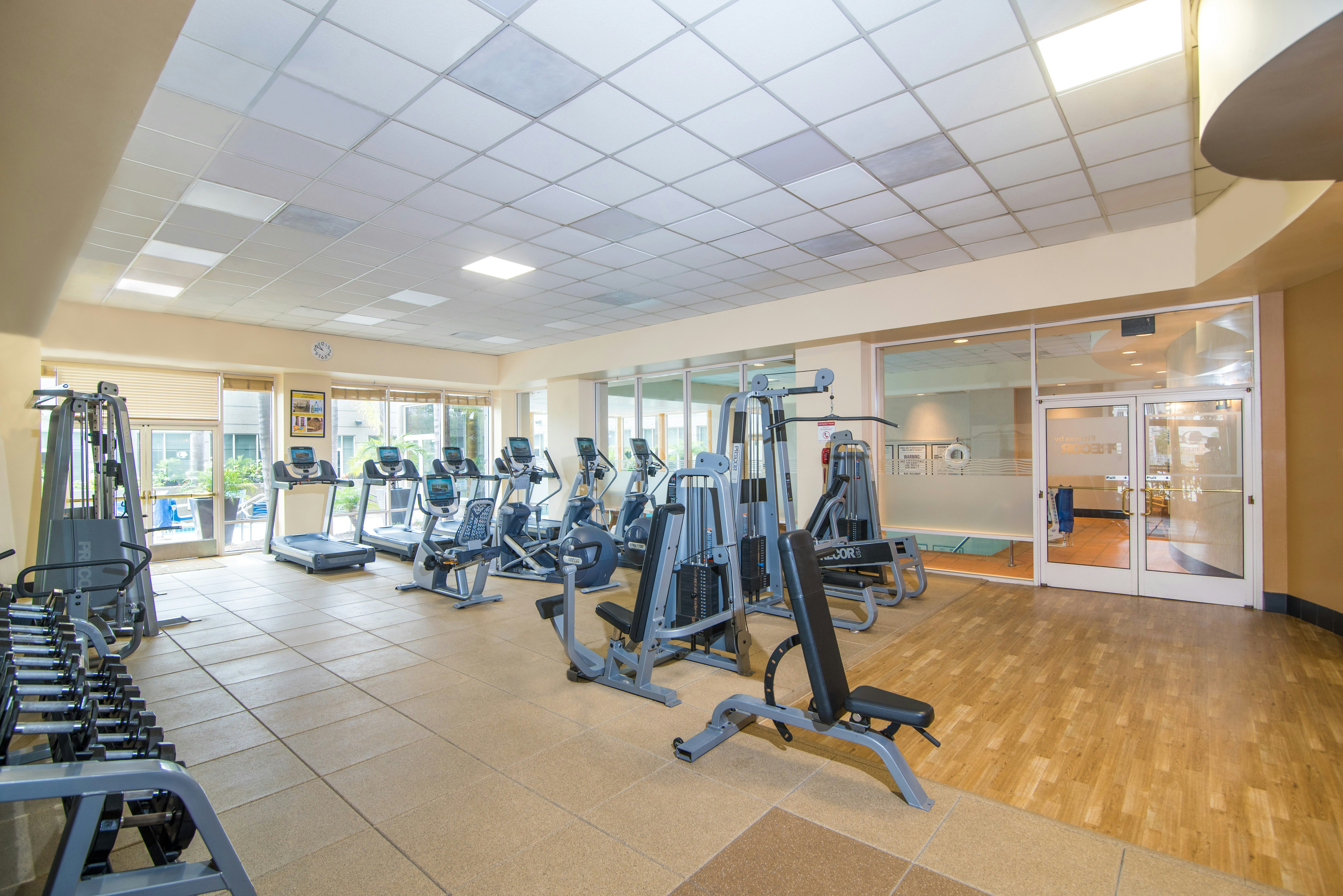 Doubletree By Hilton Hotel San Diego - Mission Valley 15/43