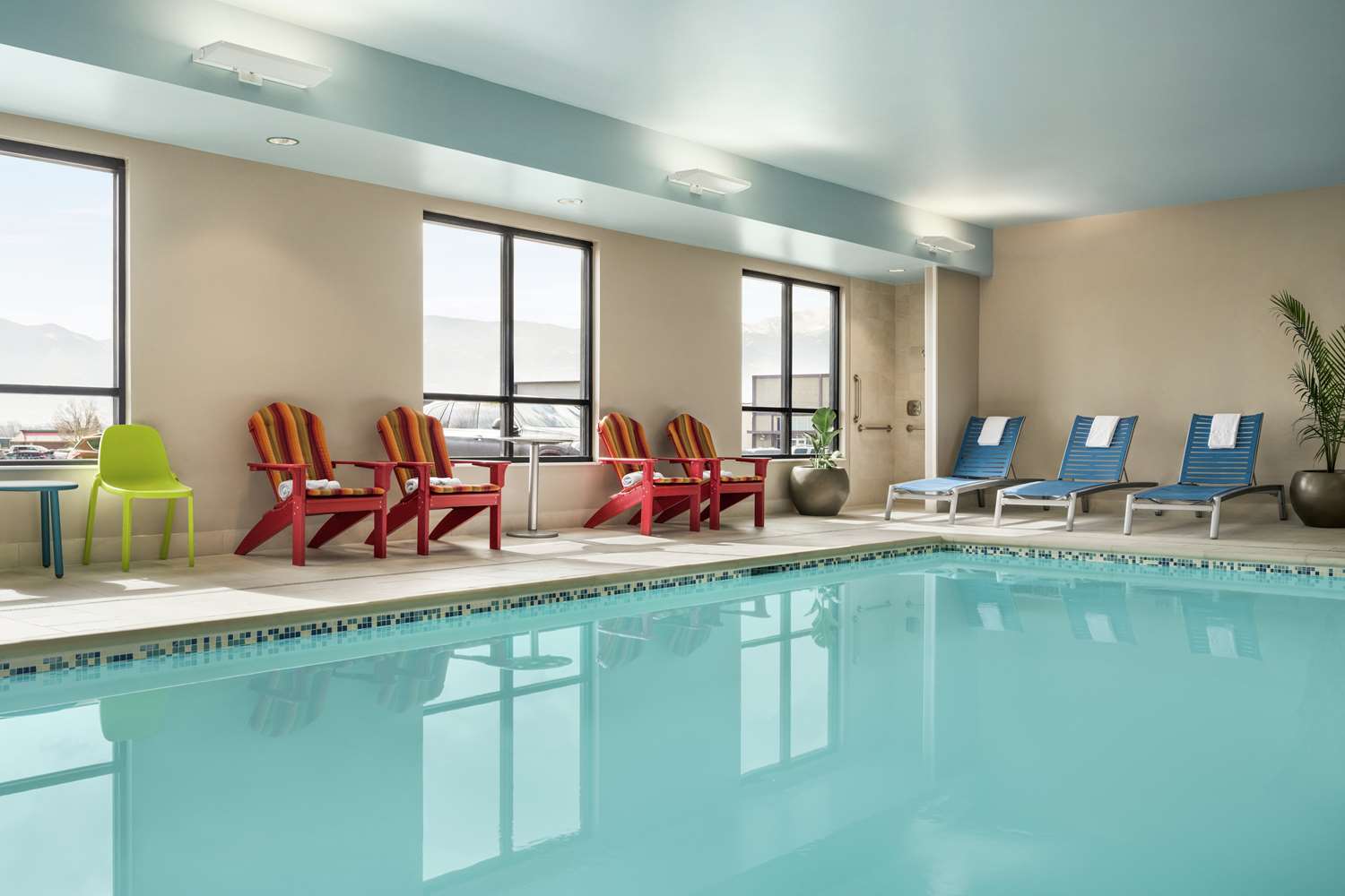 Home2 Suites by Hilton Colorado Springs I-25 Central 4/12