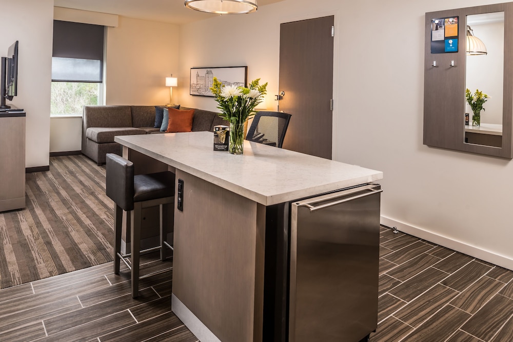 Hyatt House Raleigh/Rdu/Brier Creek 32/42