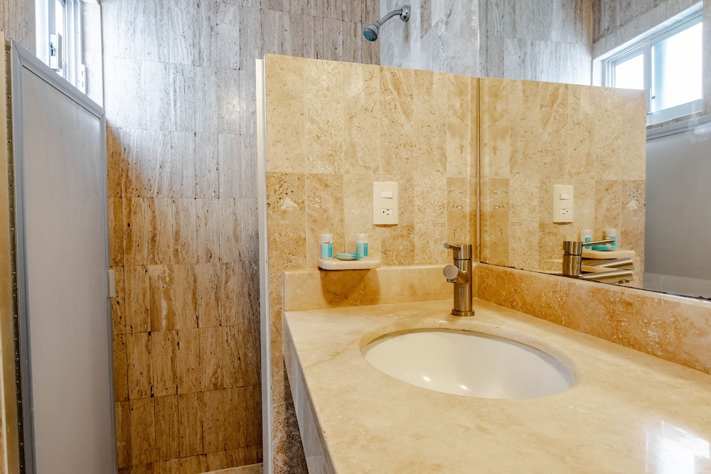 Olas Altas Suites 38/44
