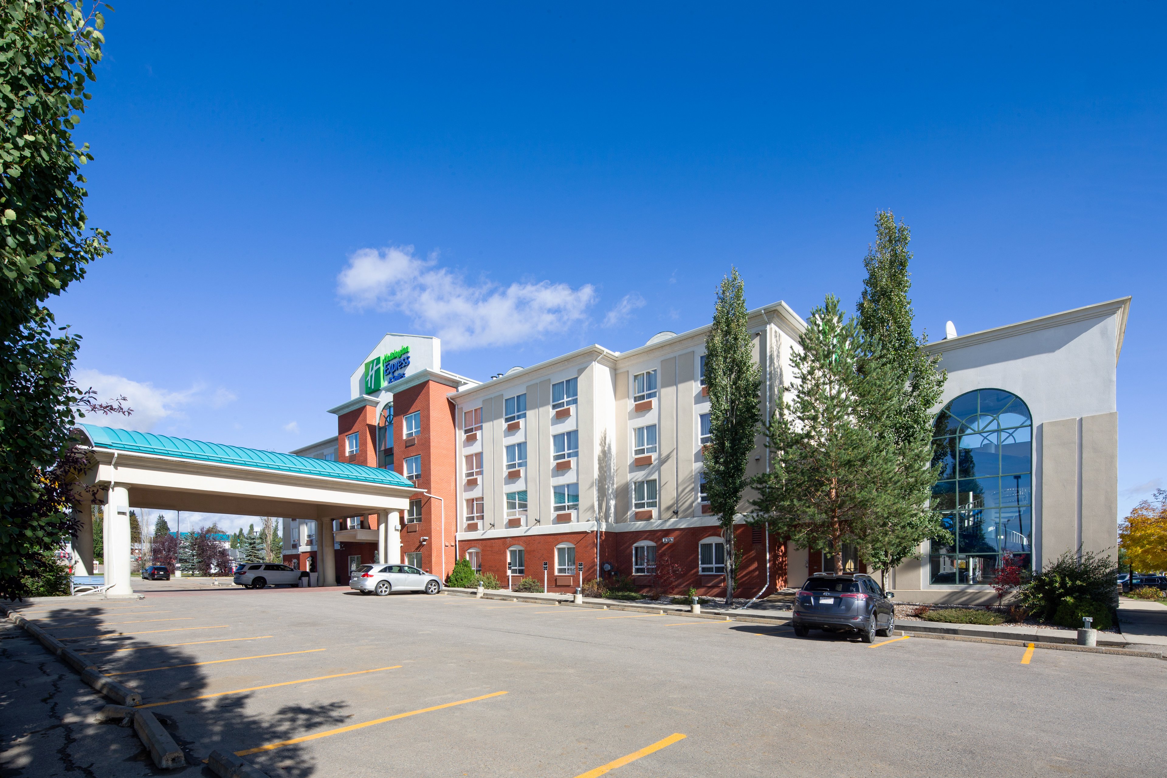 Holiday Inn Express Hotel Suites Edson 46/50