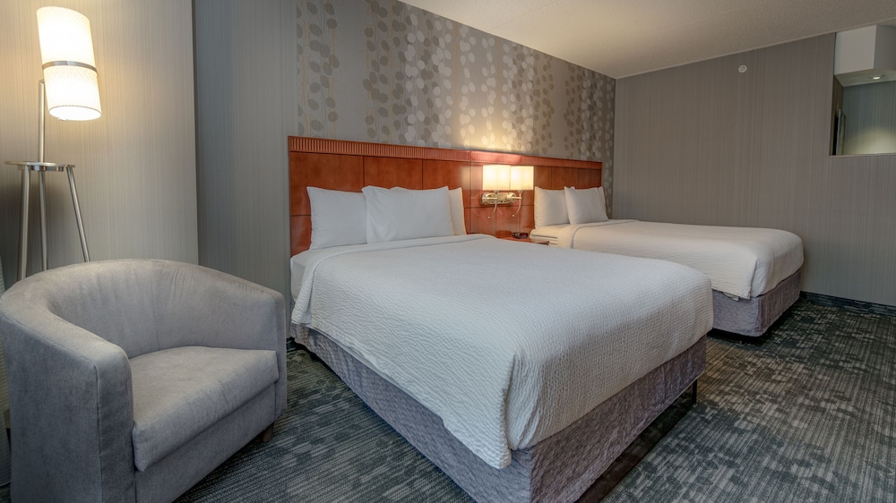 Courtyard by Marriott Winchester Medical Center 20/50