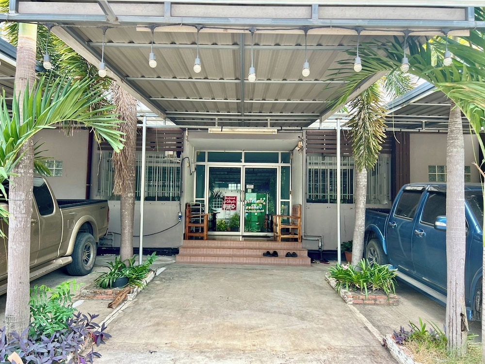 Banton Resort 2/50