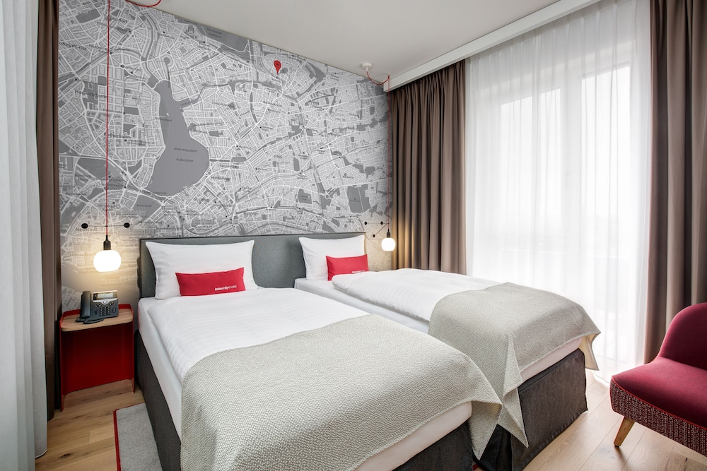 IntercityHotel Hamburg-Barmbek 18/52