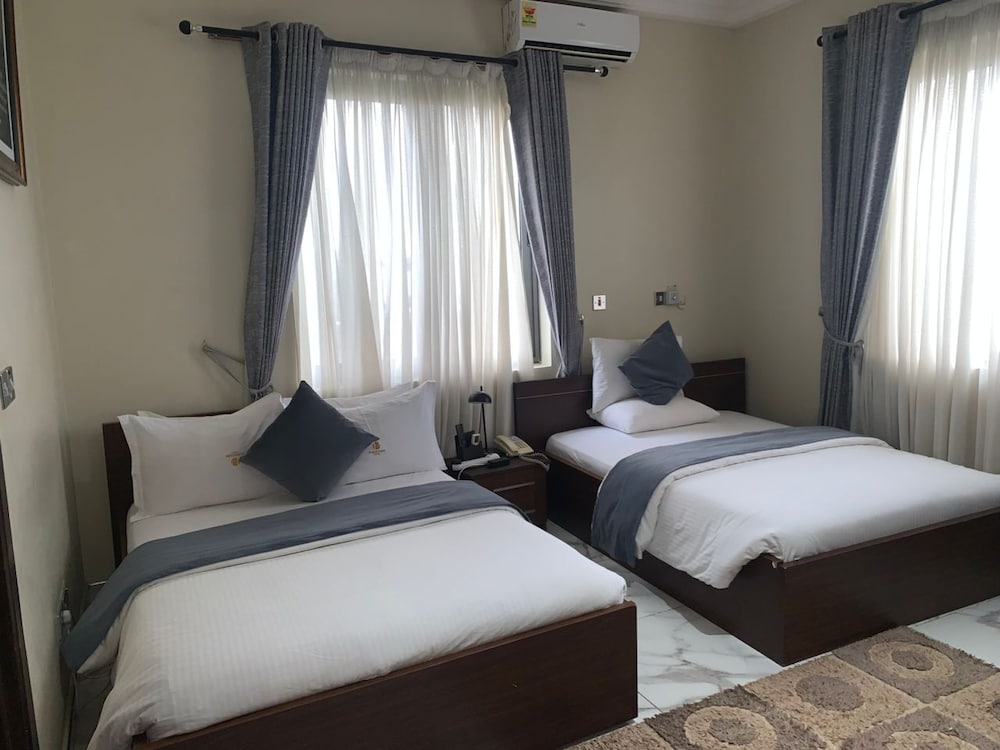 Park View Hotel 13/45