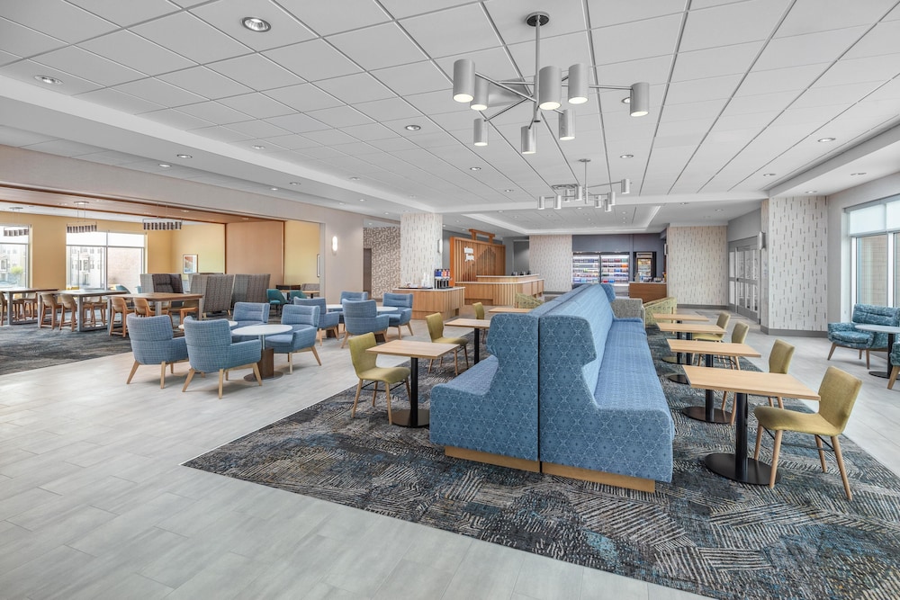 Hampton Inn by Hilton Grand Island Medical Center 29/42