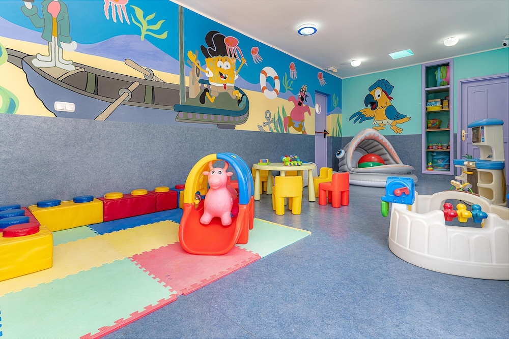 Galeon Playa Apartments 68/78