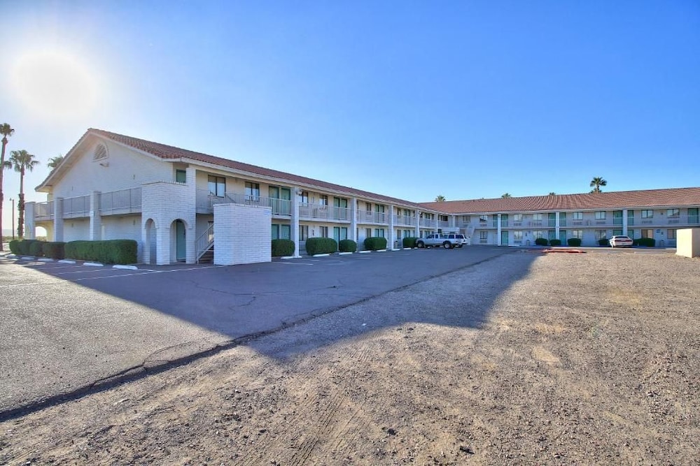 Motel6 Eloy, AZ - Casa Grande 57/60