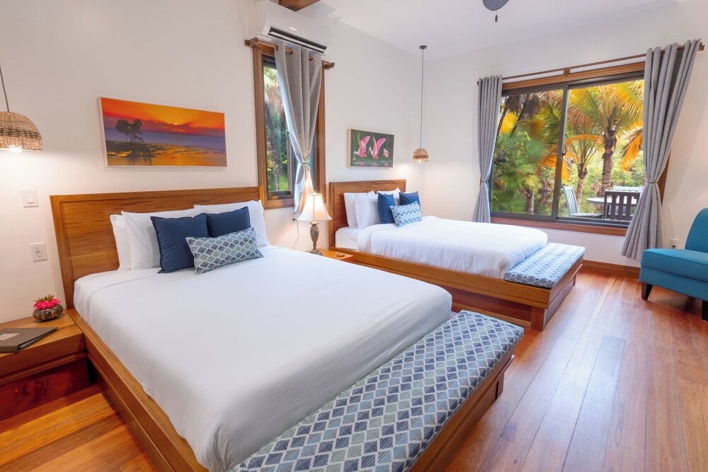 2 Bedrooms, Spa, Villa, 4 Queen Beds, with Pool