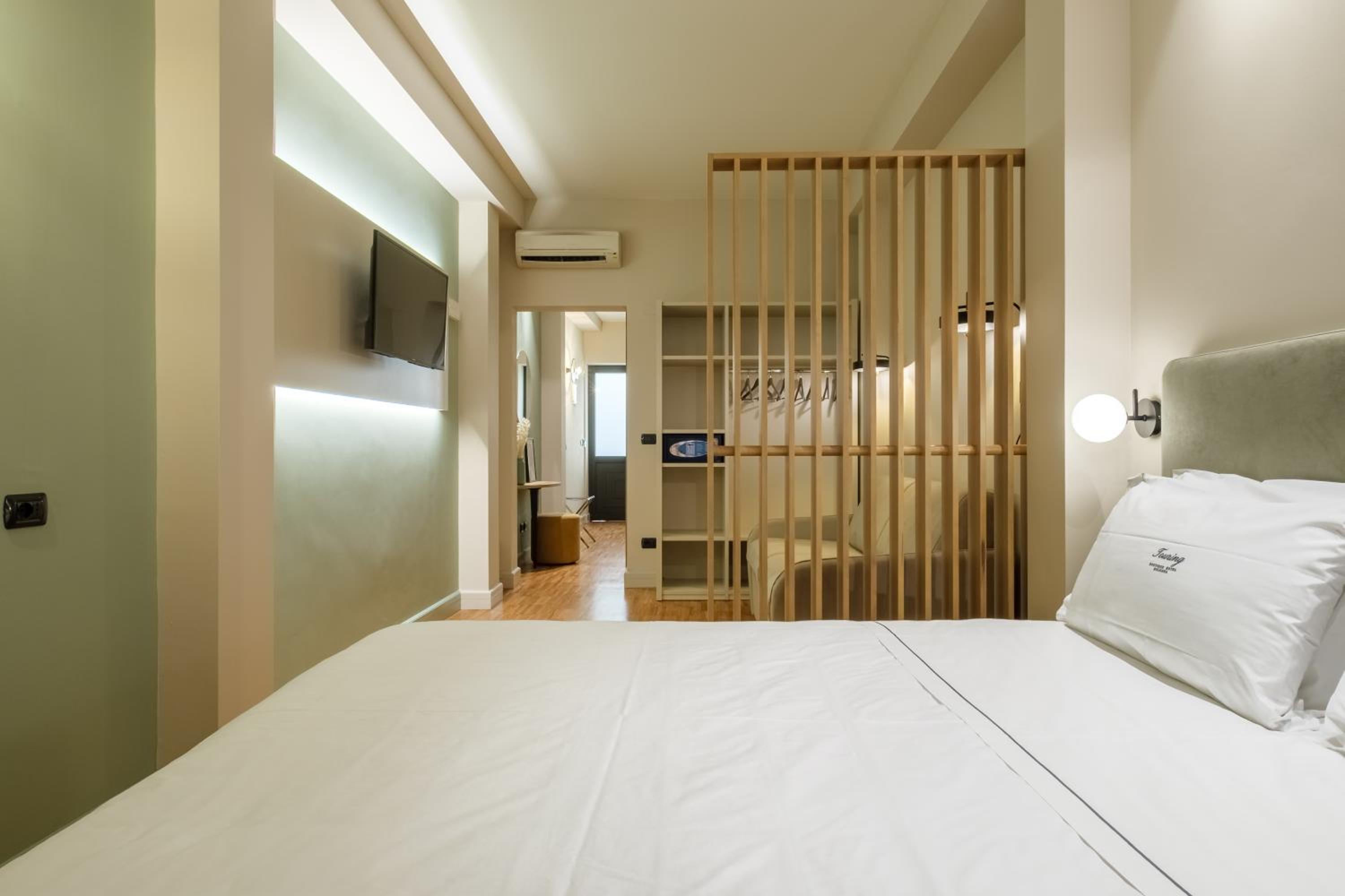 Junior Suite, Sofa