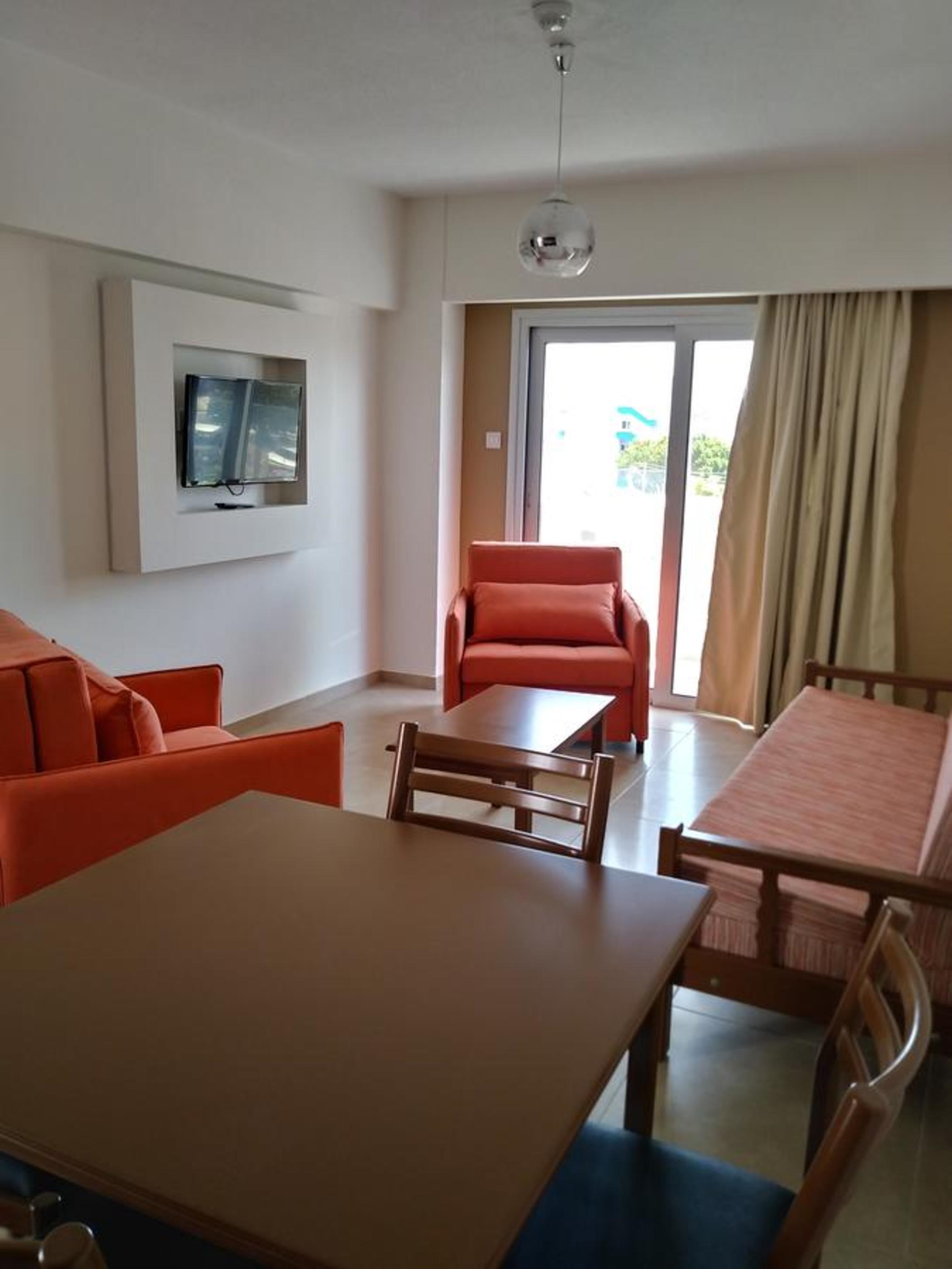 Livas Hotel Apartments 38/50