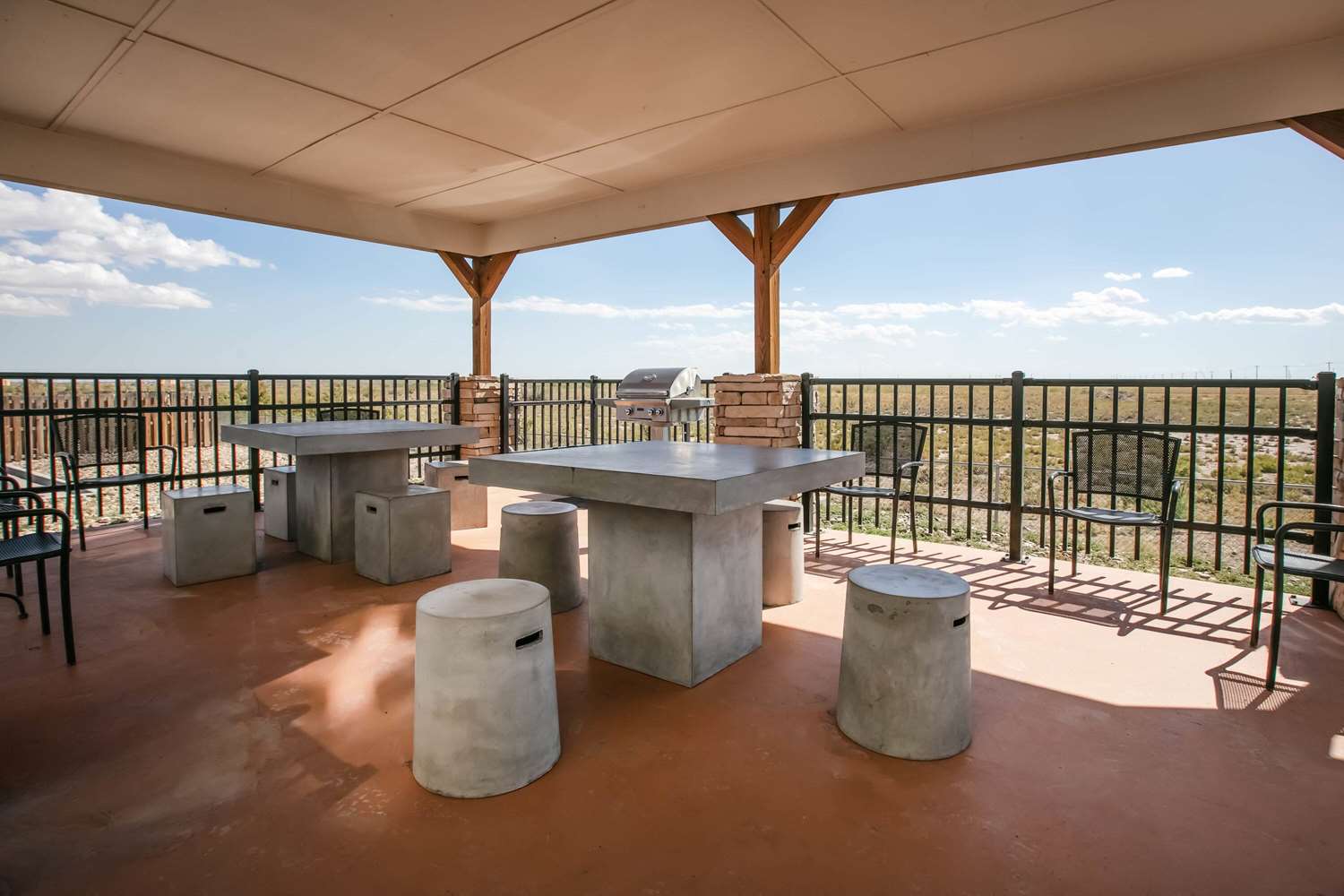 Microtel Inn And Suites By Wyndham Pecos 12/35