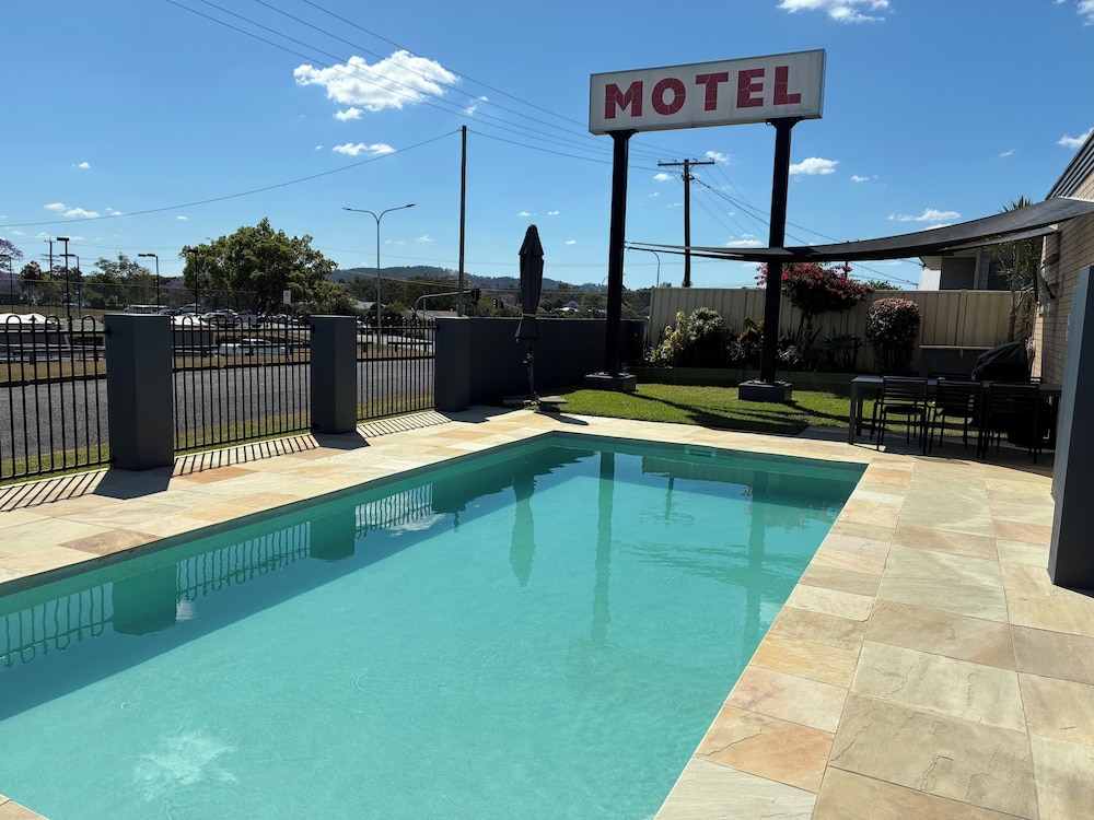 Shady Rest Motel 23/48