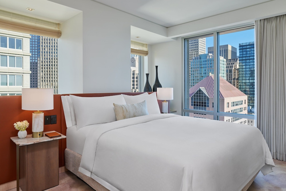 1 Bedroom, Suite, Corner