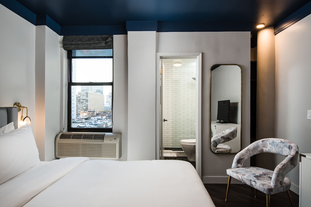 The Hotel @ New York City 7/18