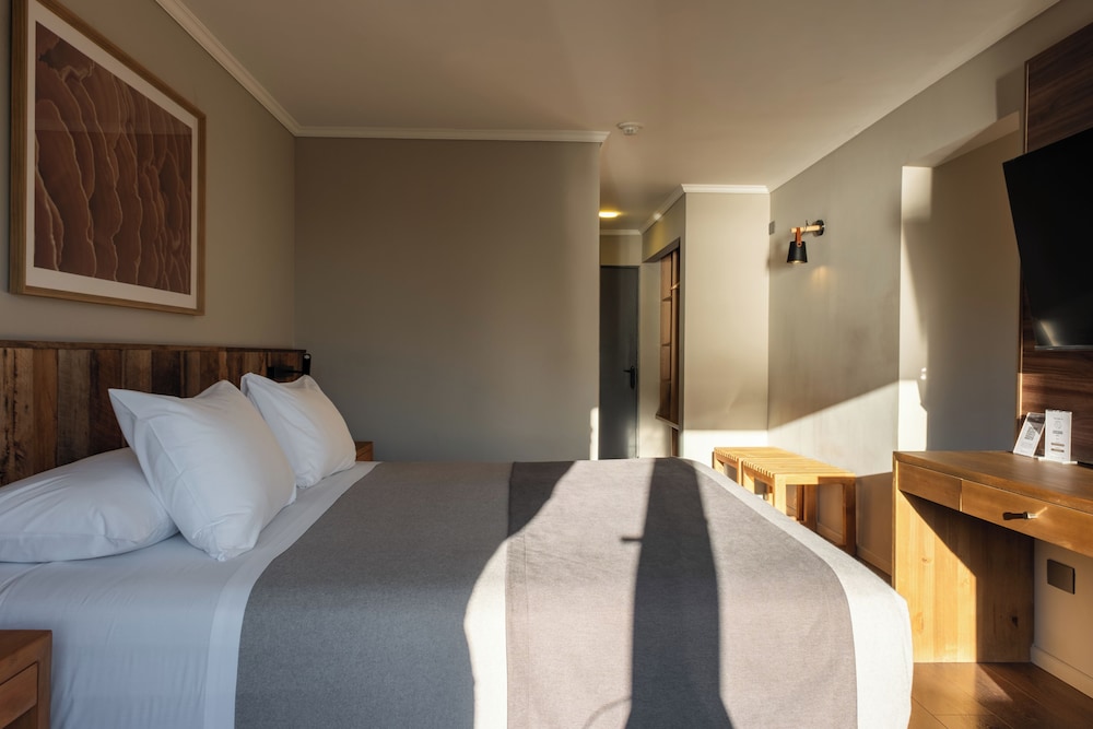 Cascadas Hotel 7/50