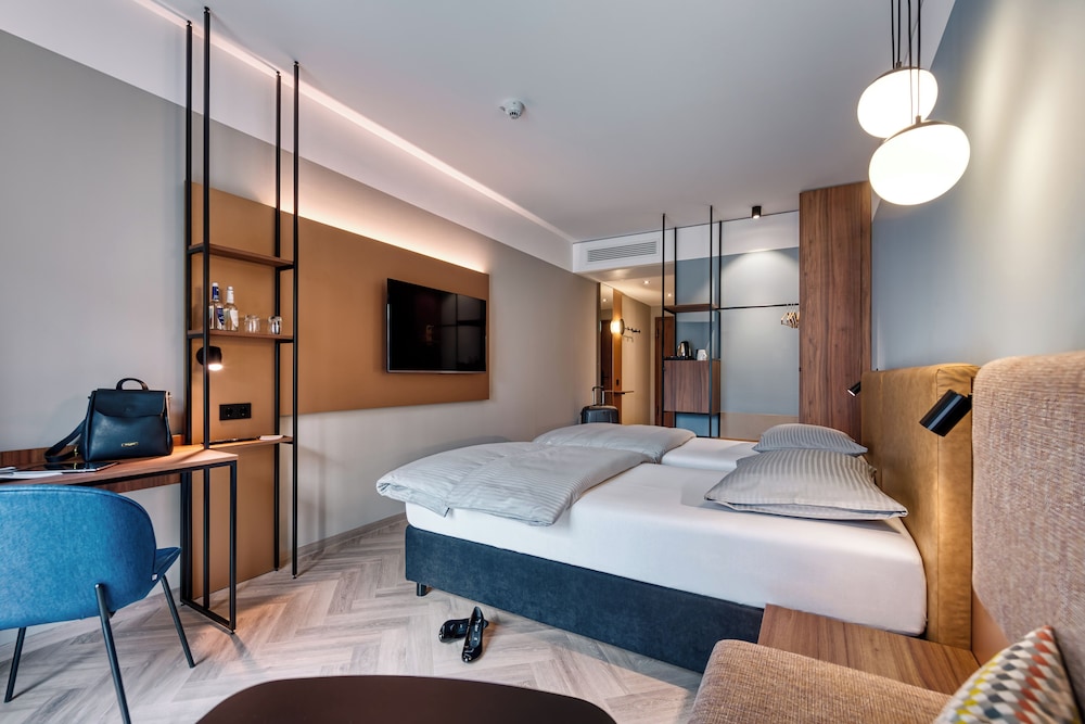 Stadthotel Neumarkt Mitte 10/28