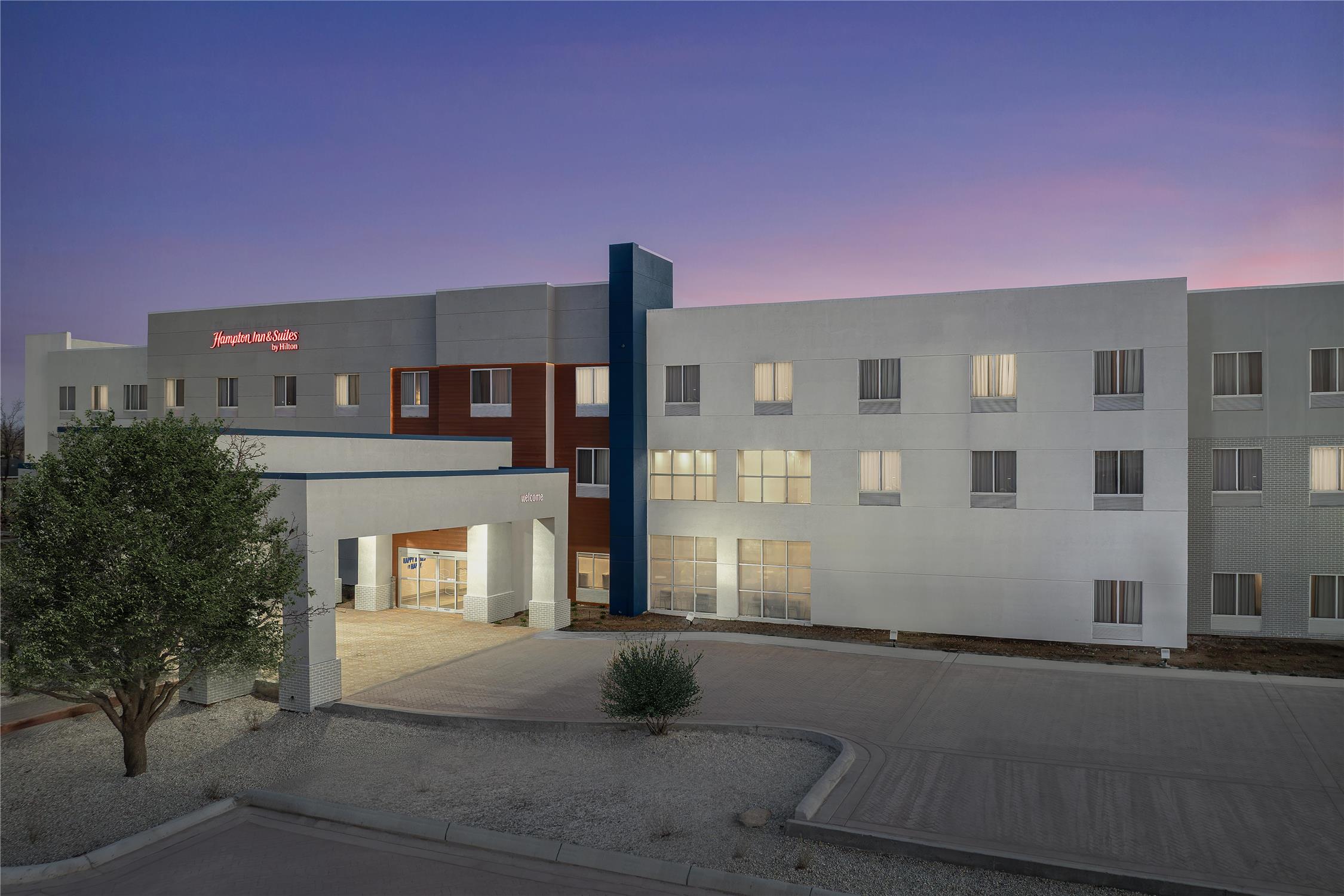 Hampton Inn And Suites Roswell 1/34