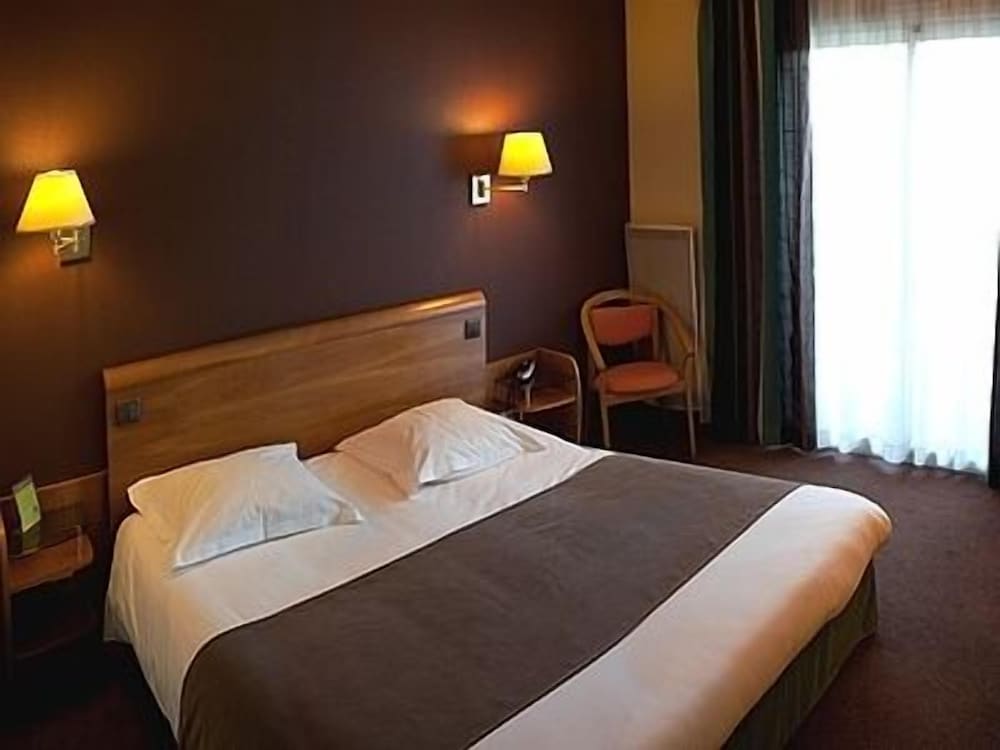 Logis Hotel L'Abreuvoir 10/50