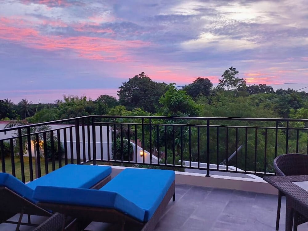 The Happinezz Hills Hotel Karimunjawa 31/36