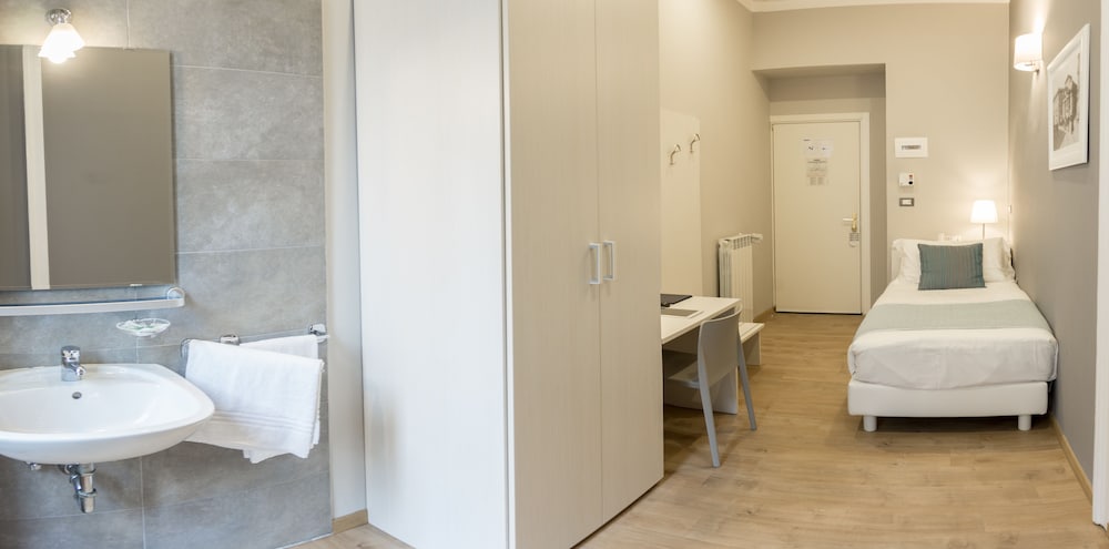 Nuovo Albergo Centro 46/50