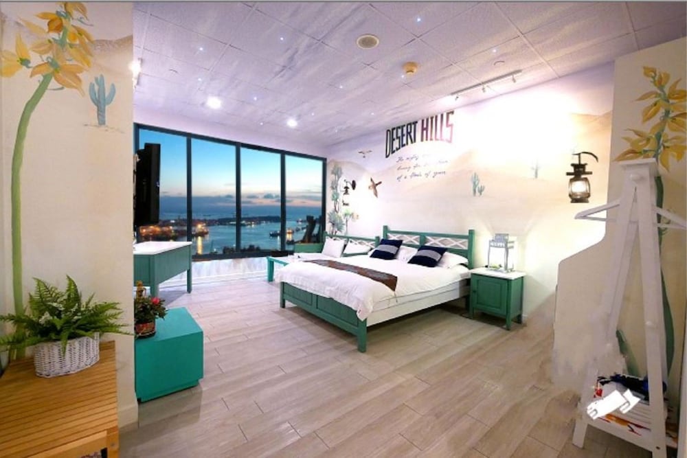 85 Cape Suites 29/74