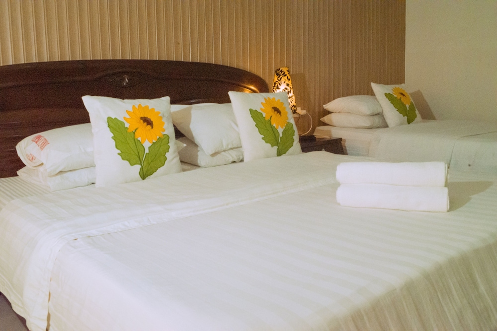 Boracay Peninsula Resort 15/38