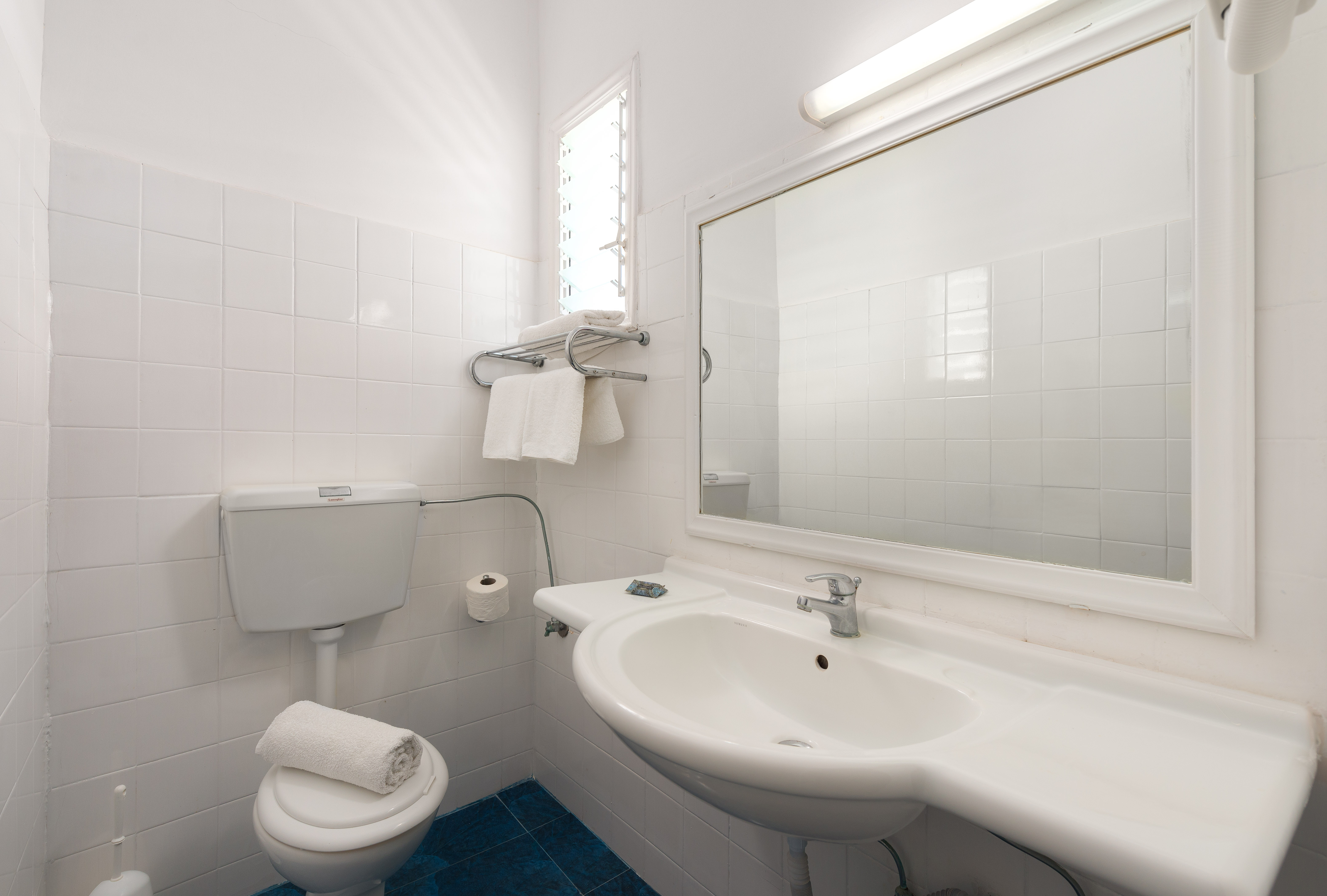 Sun Beach Lindos Hotel 48/50